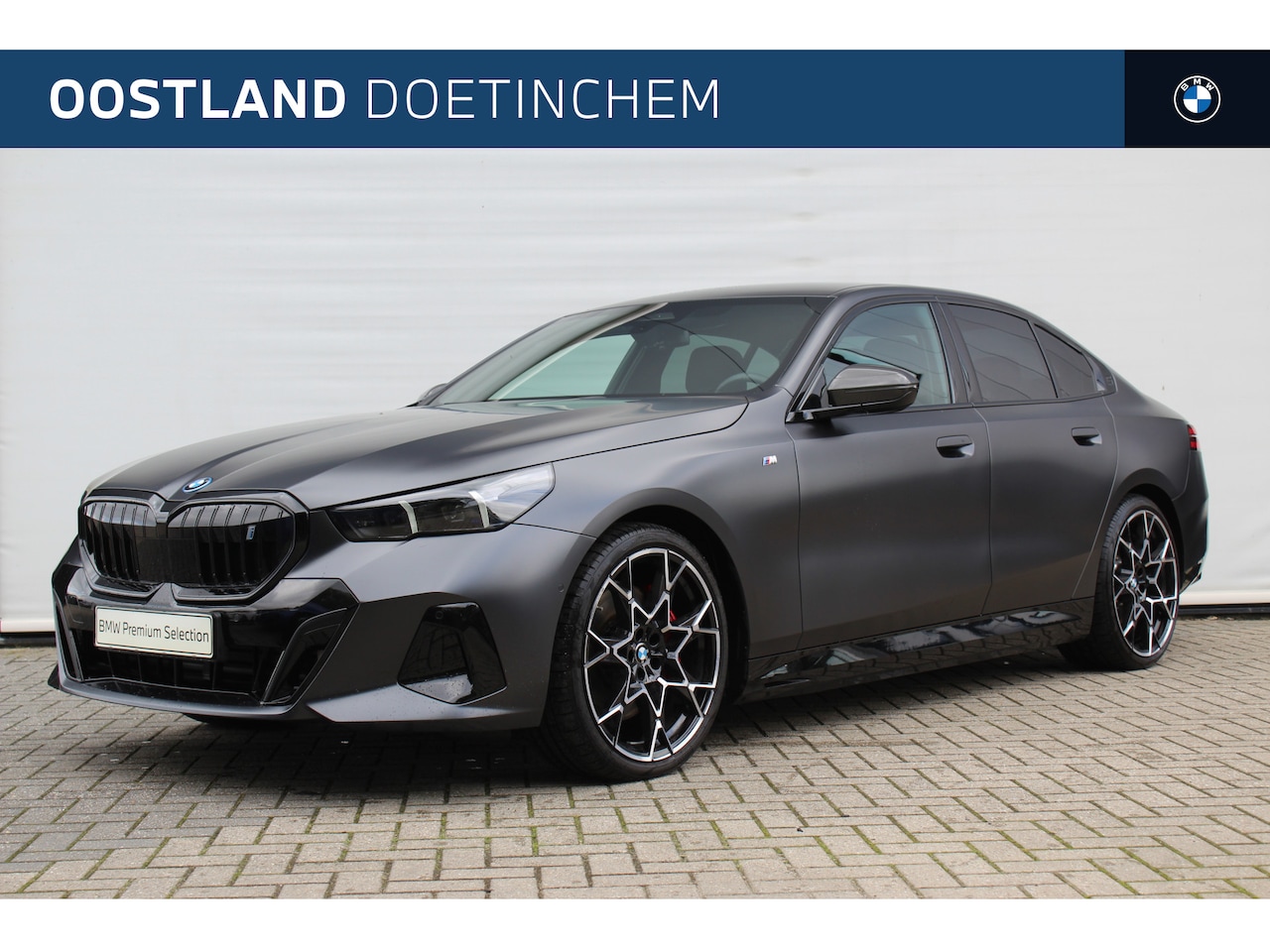 BMW i5 - eDrive40 M Sport / Trekhaak / Comfort Access / Achteruitrijcamera / Stoelventilatie / Harm - AutoWereld.nl
