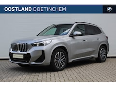 BMW X1 - xDrive25e M Sport Automaat / Sportstoelen / Comfort Access / Achteruitrijcamera / Adaptiev