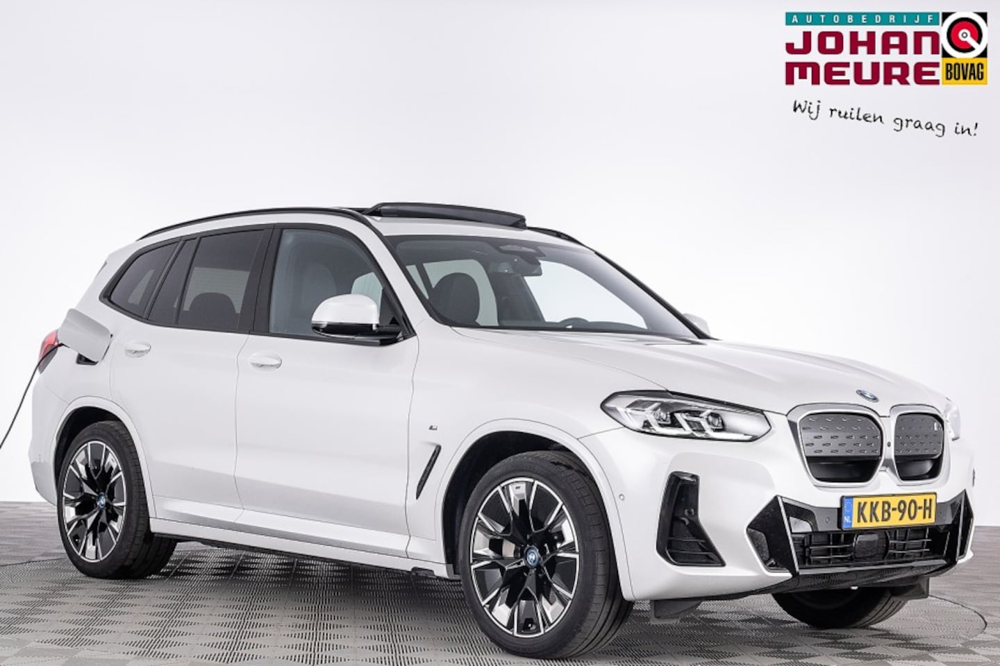 BMW iX3 - High Executive M-Sport 80 kWh | PANORAMADAK | harman/kardon | Head-Up | SOH: 100% | . - AutoWereld.nl