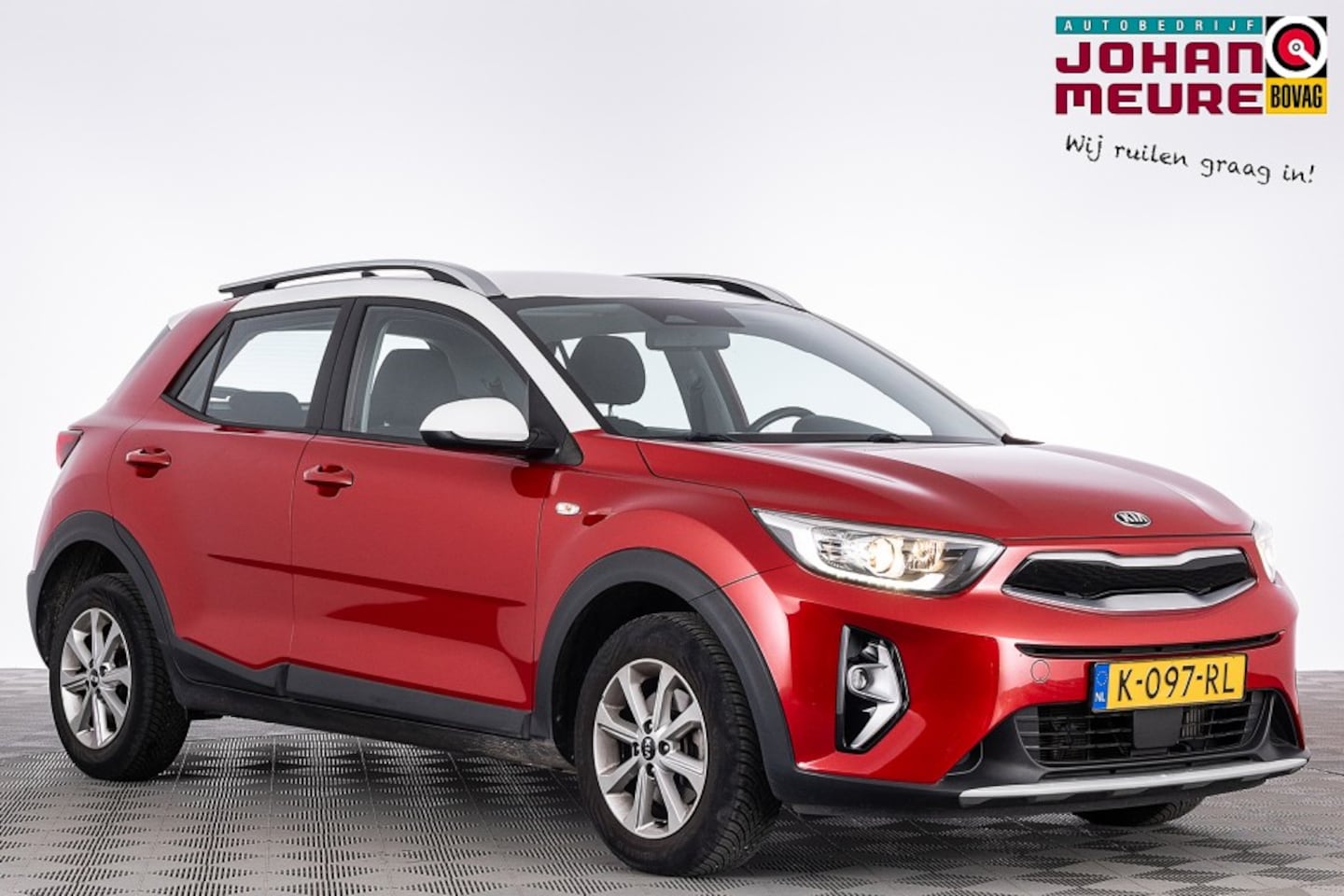 Kia Stonic - 1.0 T-GDi MHEV DynamicLine | ECC | NAVI | AIRCO | VELGEN . - AutoWereld.nl
