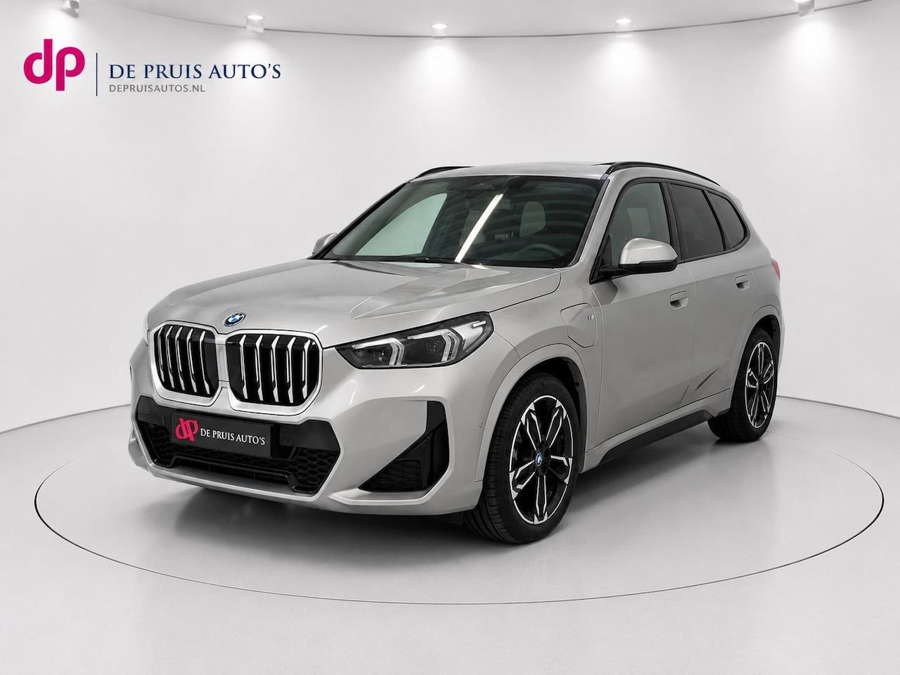 BMW X1 - xDrive25e Optimized Edition M Sport Pano Trekhaak Camera 19 Inch Kyless Live Cockpit Adapt - AutoWereld.nl