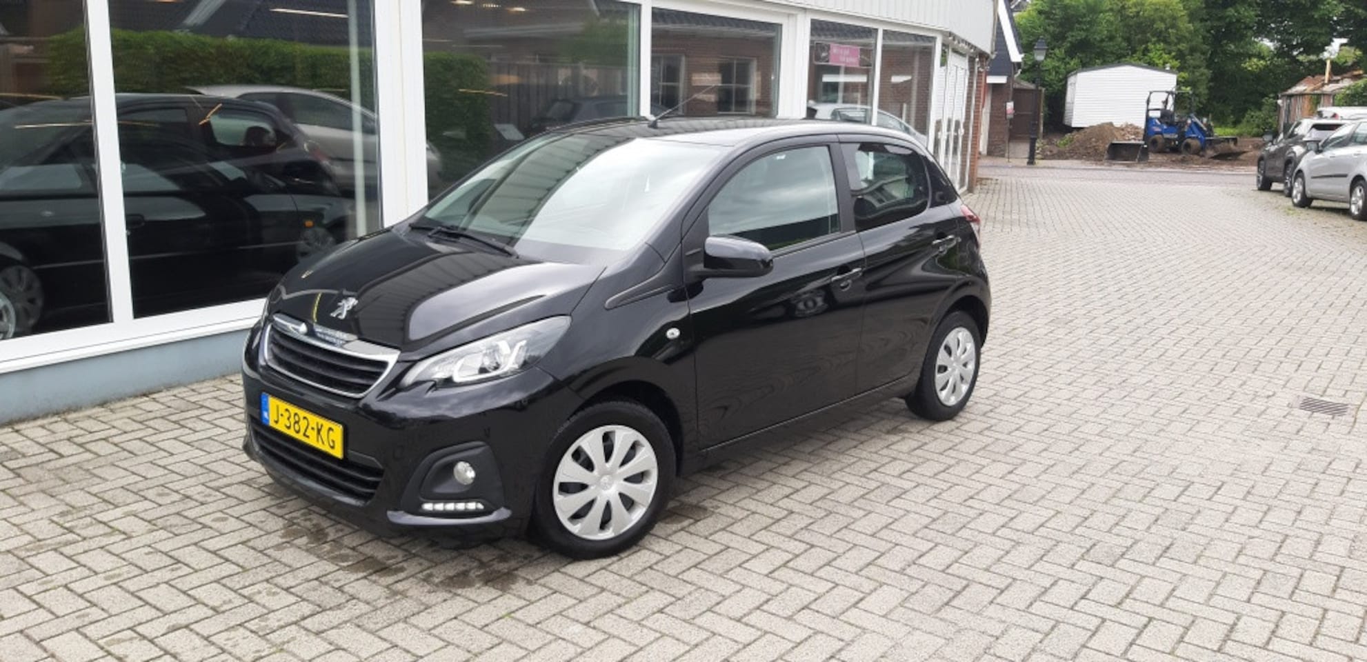 Peugeot 108 - 1.0 e-VTi Active 5 drs. Airco/Camera - AutoWereld.nl