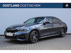 BMW 3-serie - 330i M Sport Automaat / Sportstoelen / Head-Up / Comfort Access / Parking Assistant Plus /