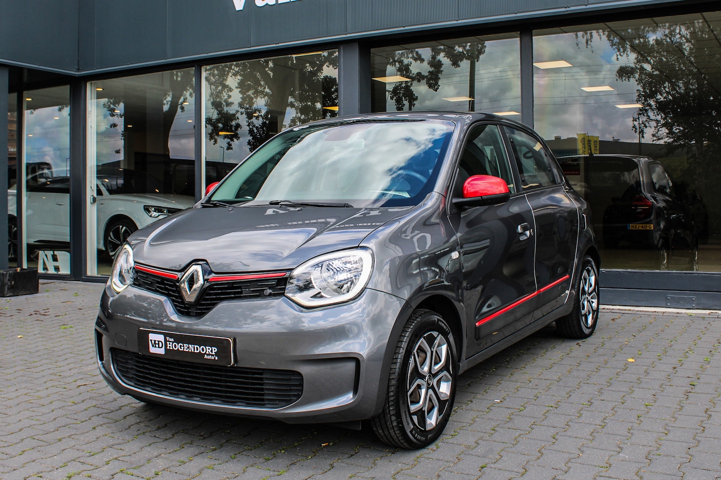Renault Twingo - 1.0 SCe Collection AIRCO LED PDC - AutoWereld.nl
