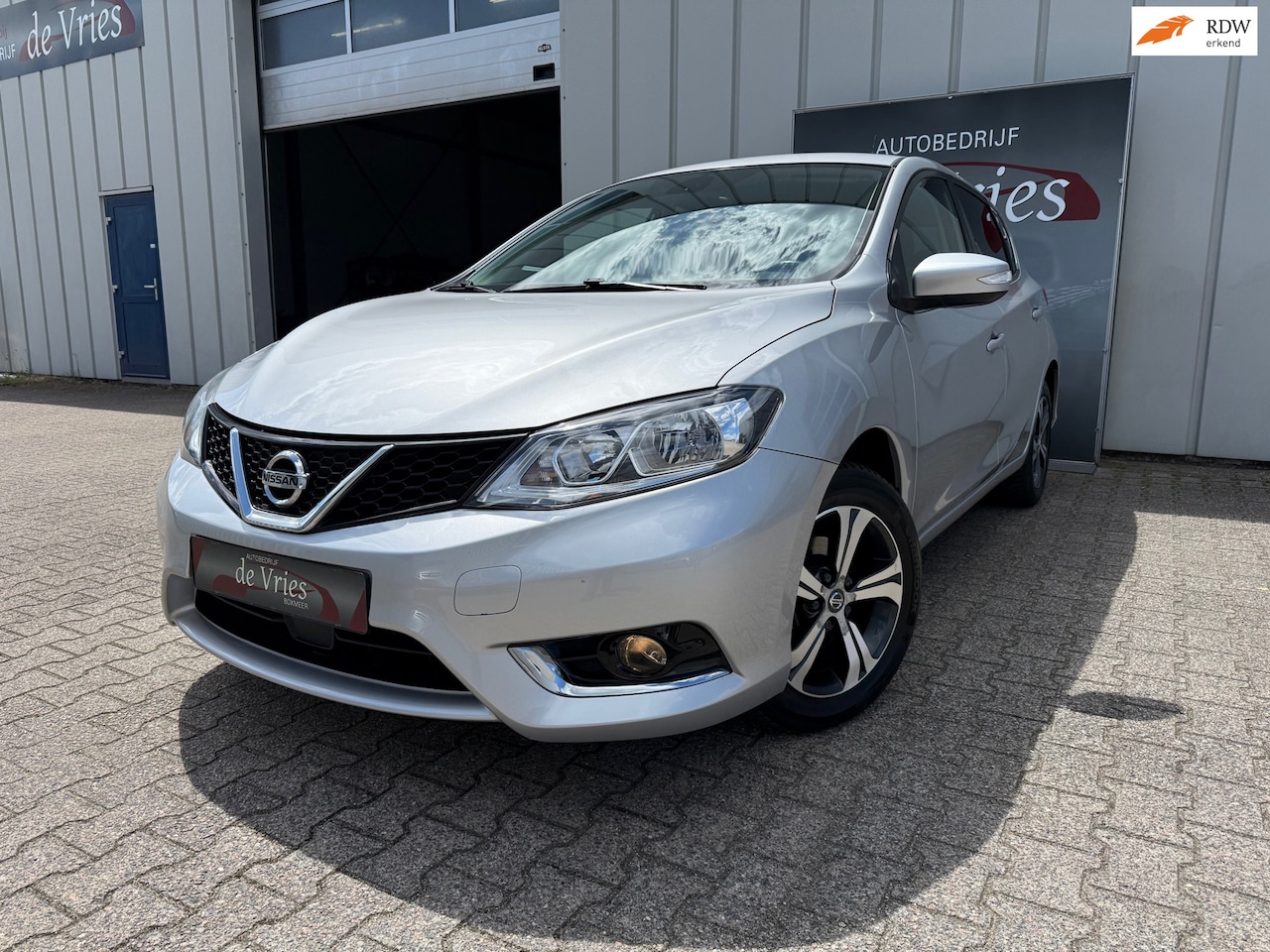 Nissan Pulsar - 1.2 DIG-T Tekna / Airco / Navi / Trekhaak / Achteruitrij camera / Stoelverw. / - AutoWereld.nl