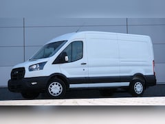 Ford Transit - 350 L3H2 Trend RWD 2.0 TDCi |Trekhaak | Camera | All seasonbanden | Carplay | Virtual cock