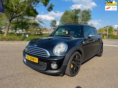 MINI 3-Deurs - / panoramadak / airco / navigatie / elek.ramen / deurvergendeling / nap