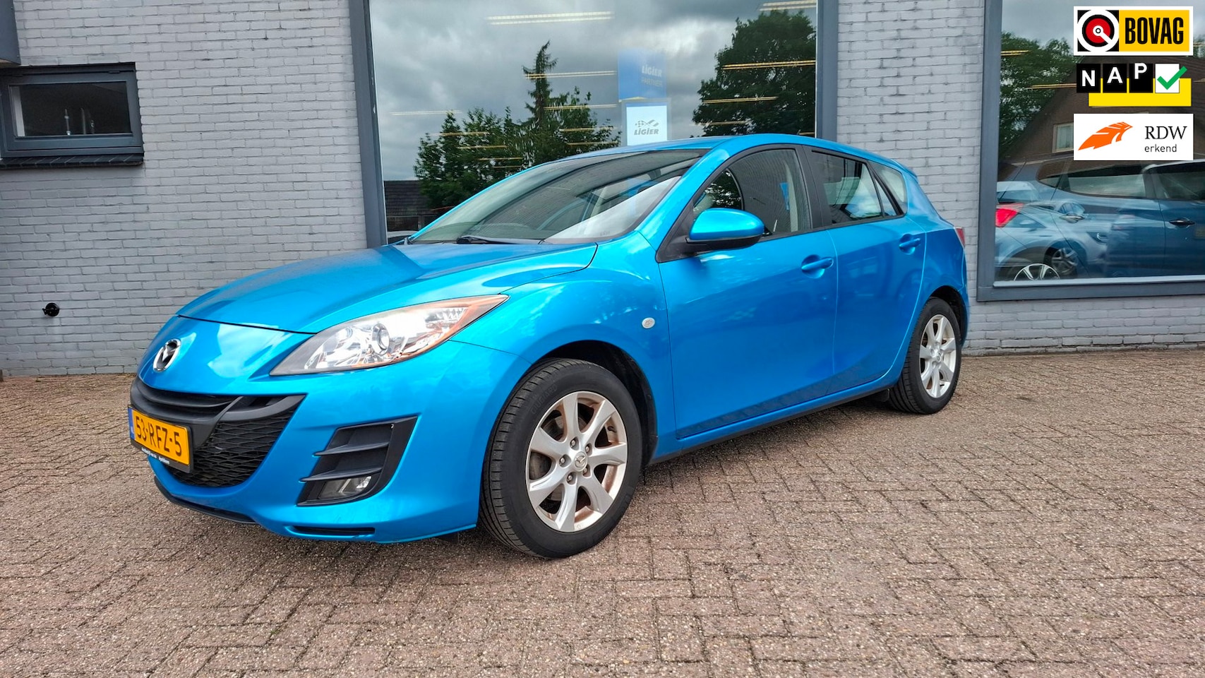 Mazda 3 - 1.6 TS AIRCO+UNIEKE KILOMERSTAND+LICHT METAAL+TREKHAAK - AutoWereld.nl