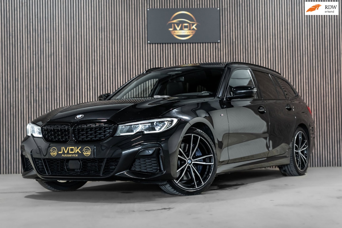 BMW 3-serie Touring - M340d xDrive High Executive PANO LEDER CAMERA - AutoWereld.nl