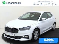 Skoda Fabia - 1.0 TSI Ambition | CarPlay | Keyless | Lane- en frontassist | Parkeersensoren achter | DAB