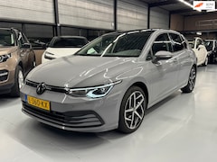Volkswagen Golf - 2.0 TDI DSG Pano/IQ-LIGHT/SFEER/MASSAGE