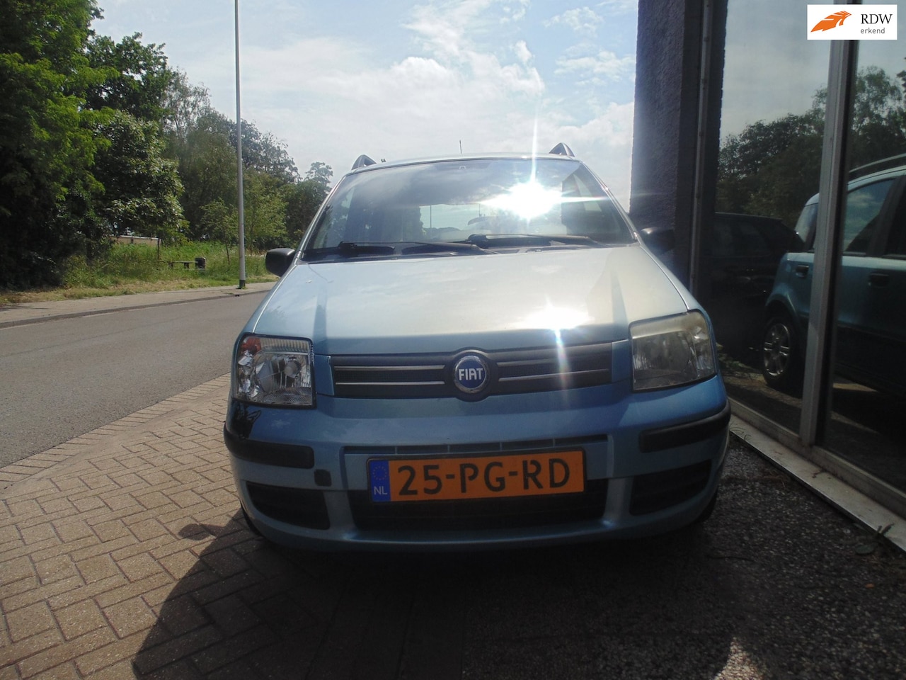 Fiat Panda - 1.2 Emotion automaat motor top automaat 50% - AutoWereld.nl