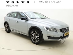 Volvo V60 Cross Country - D3 Polar+ | Sport stoelen | Trekhaak | Dealer onderhouden