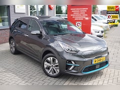 Kia e-Niro - ExecutiveLine 64 kWh / Stoelventilatie / ACC / Memory / Pano / Leder / JBL