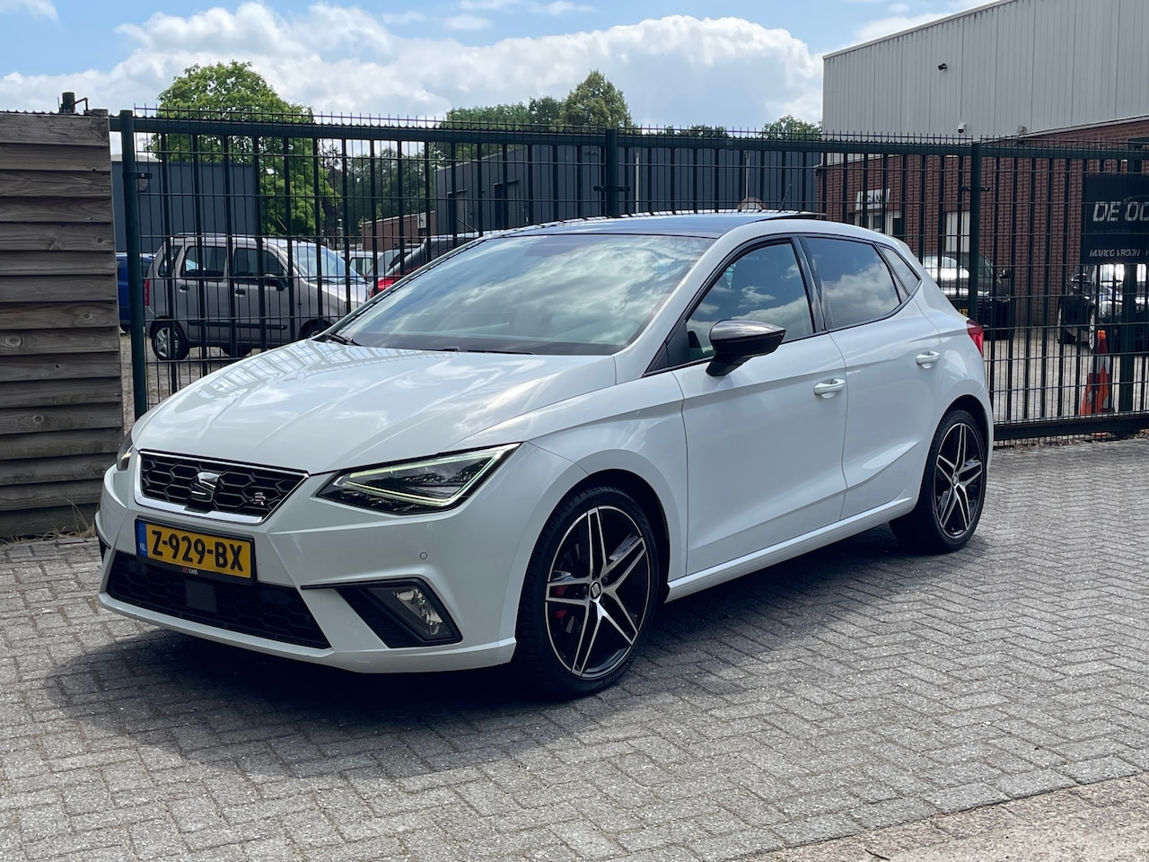 SEAT Ibiza - 1.0 TSI FR Limited Edition VOLL..! - AutoWereld.nl