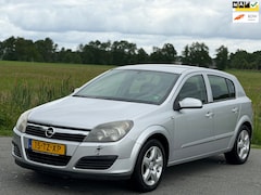 Opel Astra - 1.6 Business | Automaat | Nap | Airco