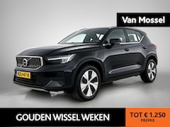 Volvo XC40 - 1.5 T4 Plug-in hybrid Plus Bright | STOEL-STUURWIELVERWARMING | CAMERA | NAVIGATIE | HARMA