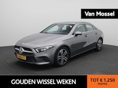 Mercedes-Benz A-klasse - 200 Business Solution Luxury | ACHTERUITRIJCAMERA | AMBIENT SFEERVERLICHTING | STOELVERWAR