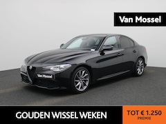 Alfa Romeo Giulia - 2.0T Sprint | AUTOMAAT | APPLE CARPLAY | ANDROID AUTO | ACHTERUITRIJCAMERA | HALF LEDER |
