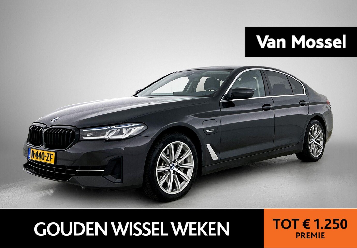 BMW 5-serie - 520e Business Edition Plus | APPLE CARPLAY | LASER LIGHT | STOELVERWARMING | NAVIGATIE | B - AutoWereld.nl