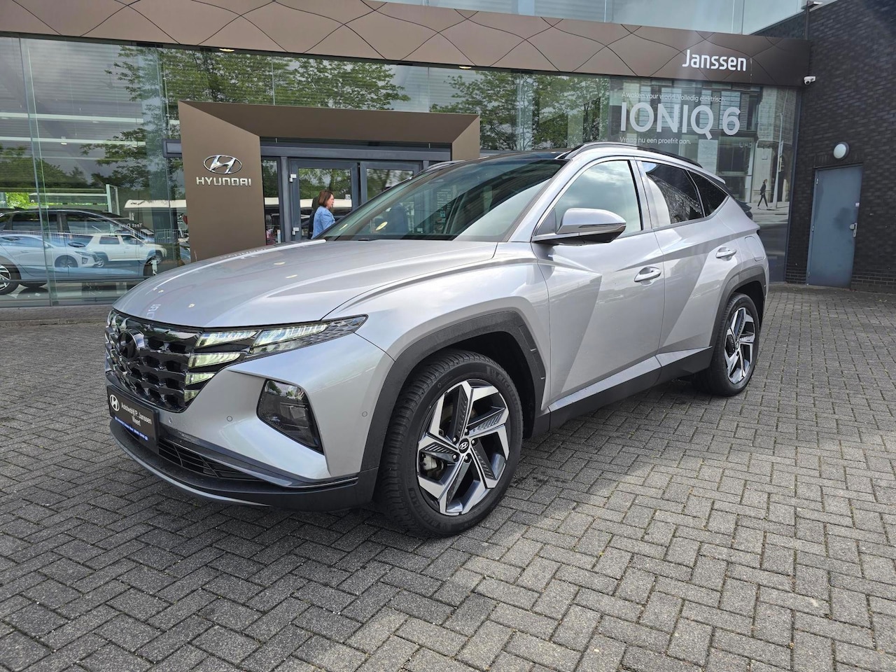 Hyundai Tucson - 1.6 T-GDI PHEV Premium Sky 4WD 1.6 T-GDI PHEV Premium Sky 4WD - AutoWereld.nl