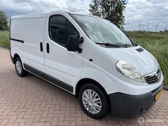 Opel Vivaro - bestel 2.0i L1H1