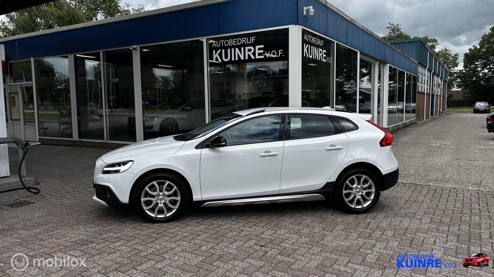 Volvo V40 Cross Country - 2.0 T3 Nordic 2.0 T3 Nordic+ - AutoWereld.nl