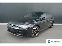 Volkswagen Passat Variant - 1.5 eHybrid 272pk R-Line Edition | Panoramadak | Trekhaak | 360 Camera | Stuur & Stoelverw
