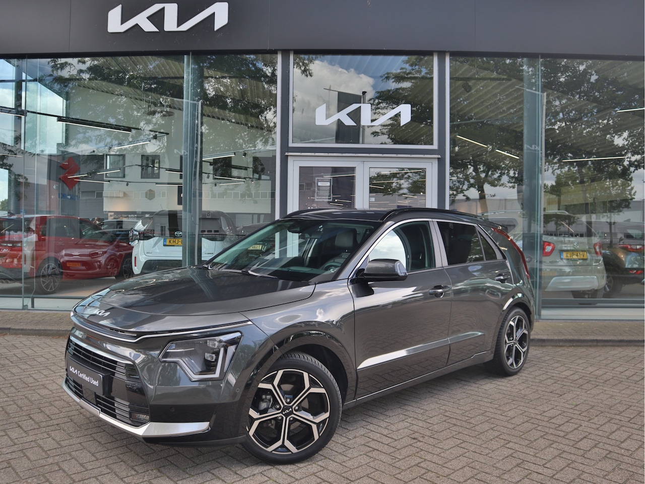 Kia Niro - 1.6 GDi Hybrid ExecutiveLine | Leder | Harman Kardon | Head Up Display | 18 inch LMV | Tre - AutoWereld.nl