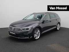 Volkswagen Passat Variant - 1.4 TSI PHEV GTE Business 218 PK| Dealeronderhouden | Trekhaak | Panoramadak | Bestuurders