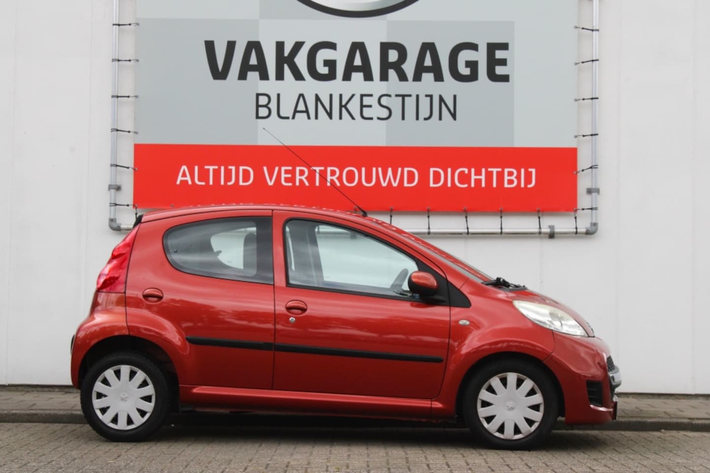 Peugeot 107 - 1.0-12V Sublime 1.0-12V Sublime - AutoWereld.nl