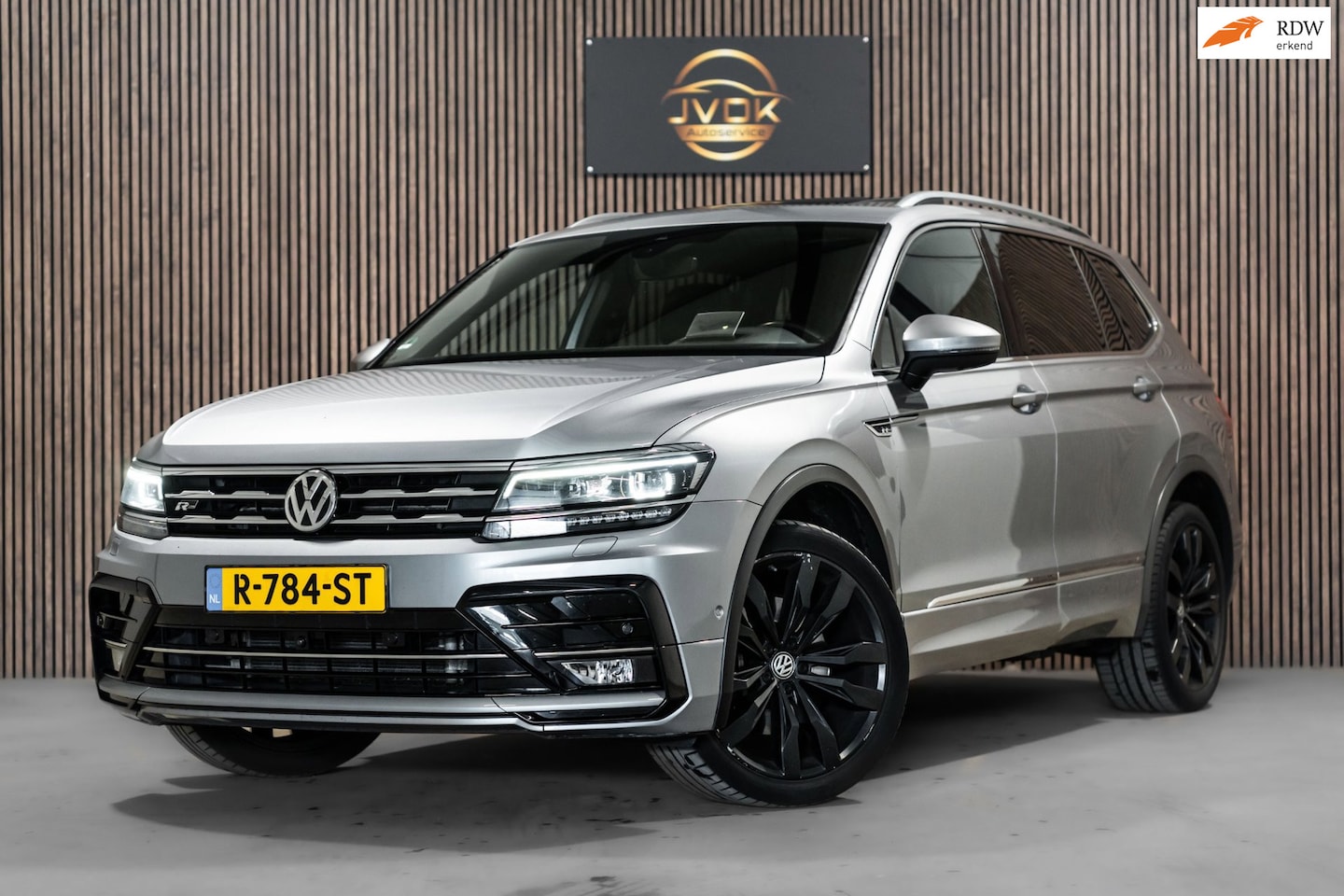 Volkswagen Tiguan Allspace - 2.0 TDI 4Motion R-line 7p DSG LEDER PANO 360 CAMERA FULL - AutoWereld.nl
