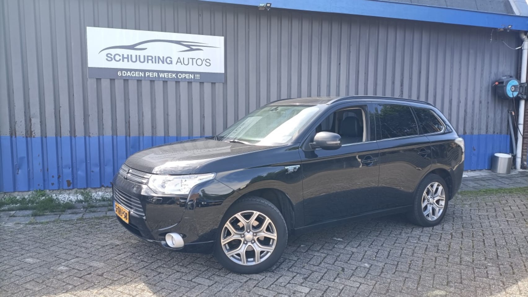Mitsubishi Outlander - 2.0 PHEV instyle 2.0 PHEV Instyle - AutoWereld.nl