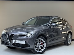Alfa Romeo Stelvio - 2.0 T AWD Super, 280Pk, 2017, 2de eigenaar, Panoramadak, Volledig leder, 20" velgen, Camer