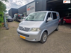 Volkswagen Transporter - 2.5 TDI automaat defect rijdt wel in NOOD dubbel cabine MOTOR LOOPT GOED