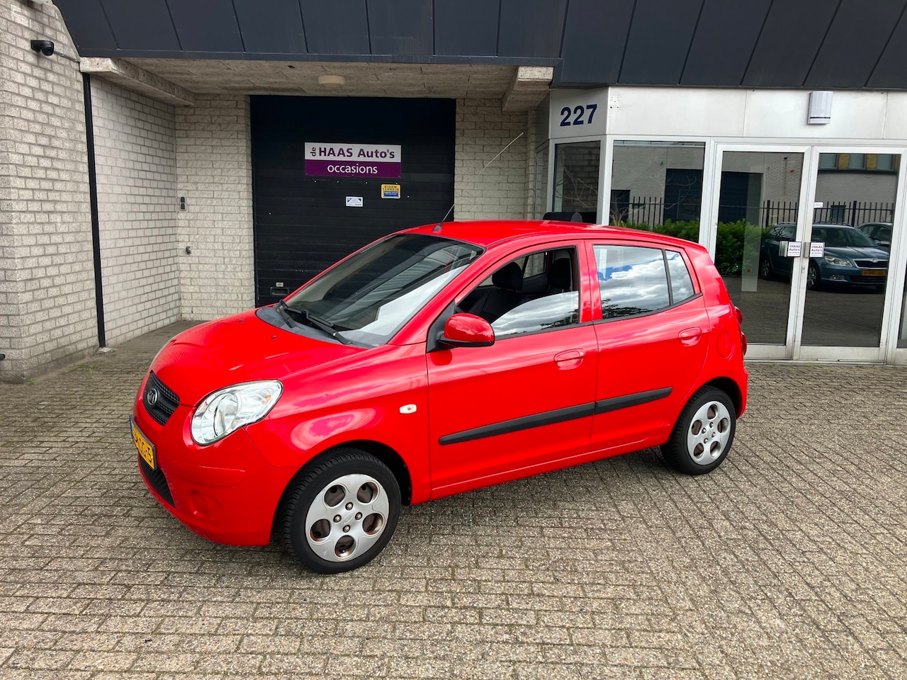 Kia Picanto - 1.0 X-pect / KM STAND+NAP PAS / 5 DEURS / NETTE STAAT / APK NIEUW VOOR AFLEVERING - AutoWereld.nl