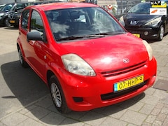 Daihatsu Sirion 2 - 1.0-12V Trend st bekr 5 drs elek pak nap apk