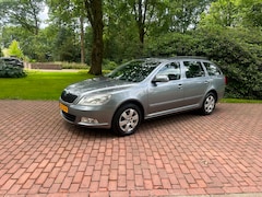 Skoda Octavia Combi - 1.2 TSI Ambition Airco LMV Trekhaak