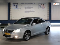Volkswagen Eos - 2.0 T-FSI / 200 PK / AUTOMAAT / LEER / XENON / STOELVERWARMING