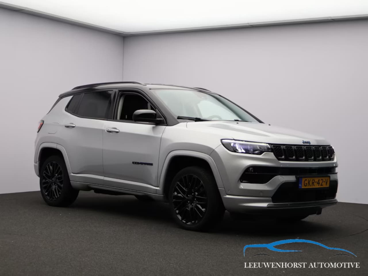 Jeep Compass - 4xe 240 Plug-in Hybrid Electric S 4xe 240 Plug-in Hybrid Electric S - AutoWereld.nl