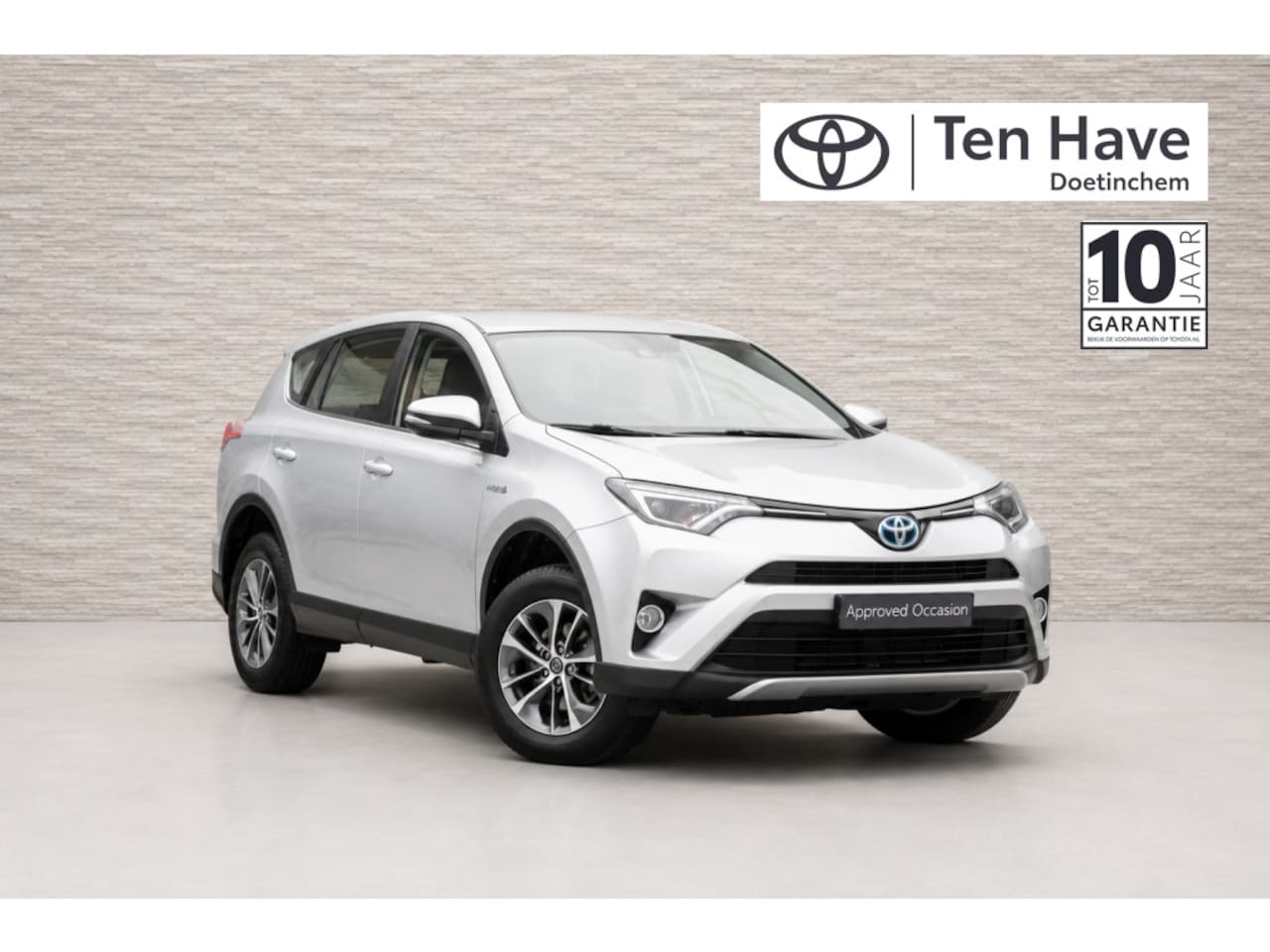 Toyota RAV4 - 2.5 Hybrid First Edition Automaat | Elektrisch bedienbare achter - AutoWereld.nl