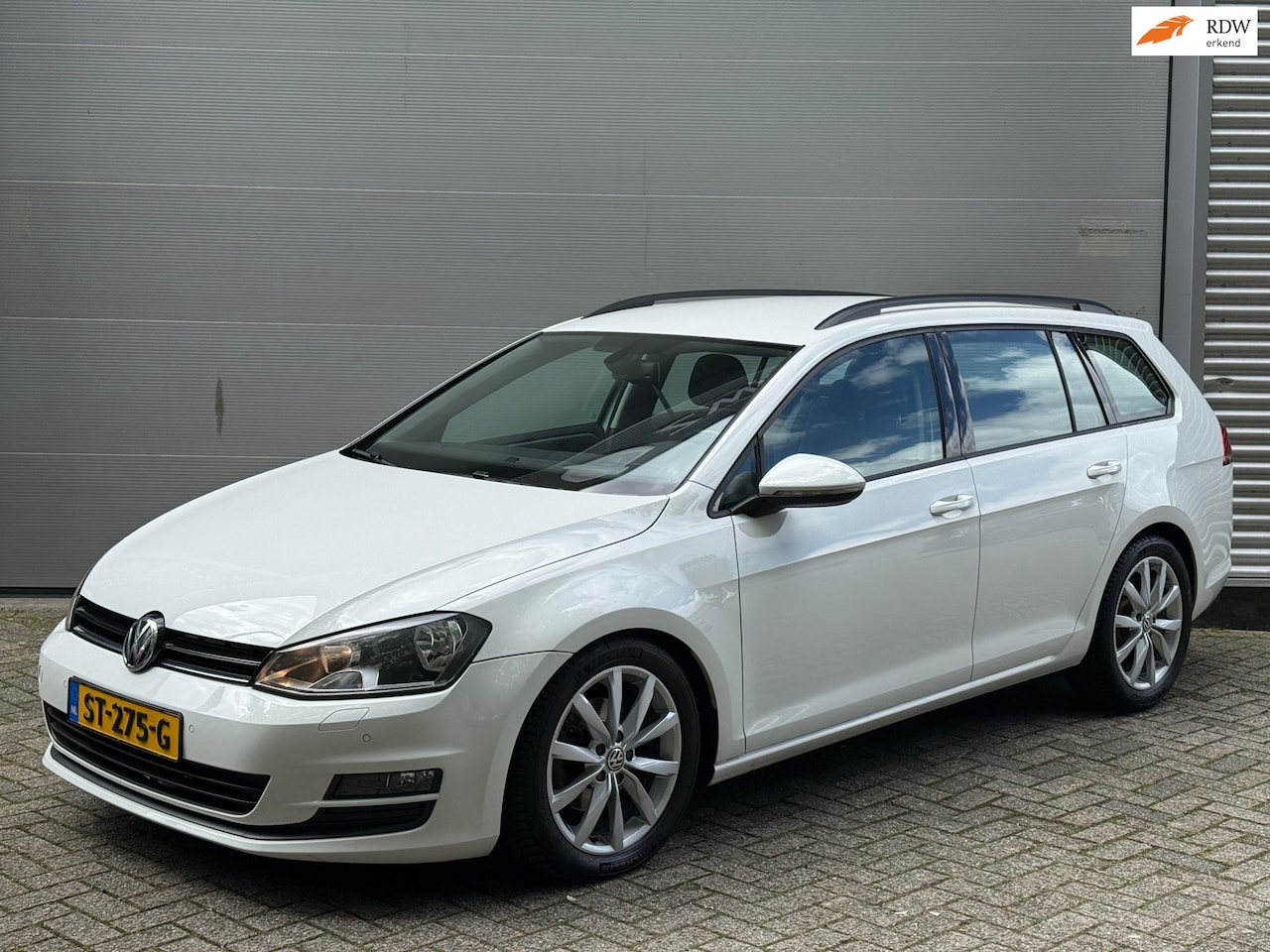 Volkswagen Golf Variant - 1.4 TSI Business Edition Connected R l Automaat l Navi l Cruise l - AutoWereld.nl