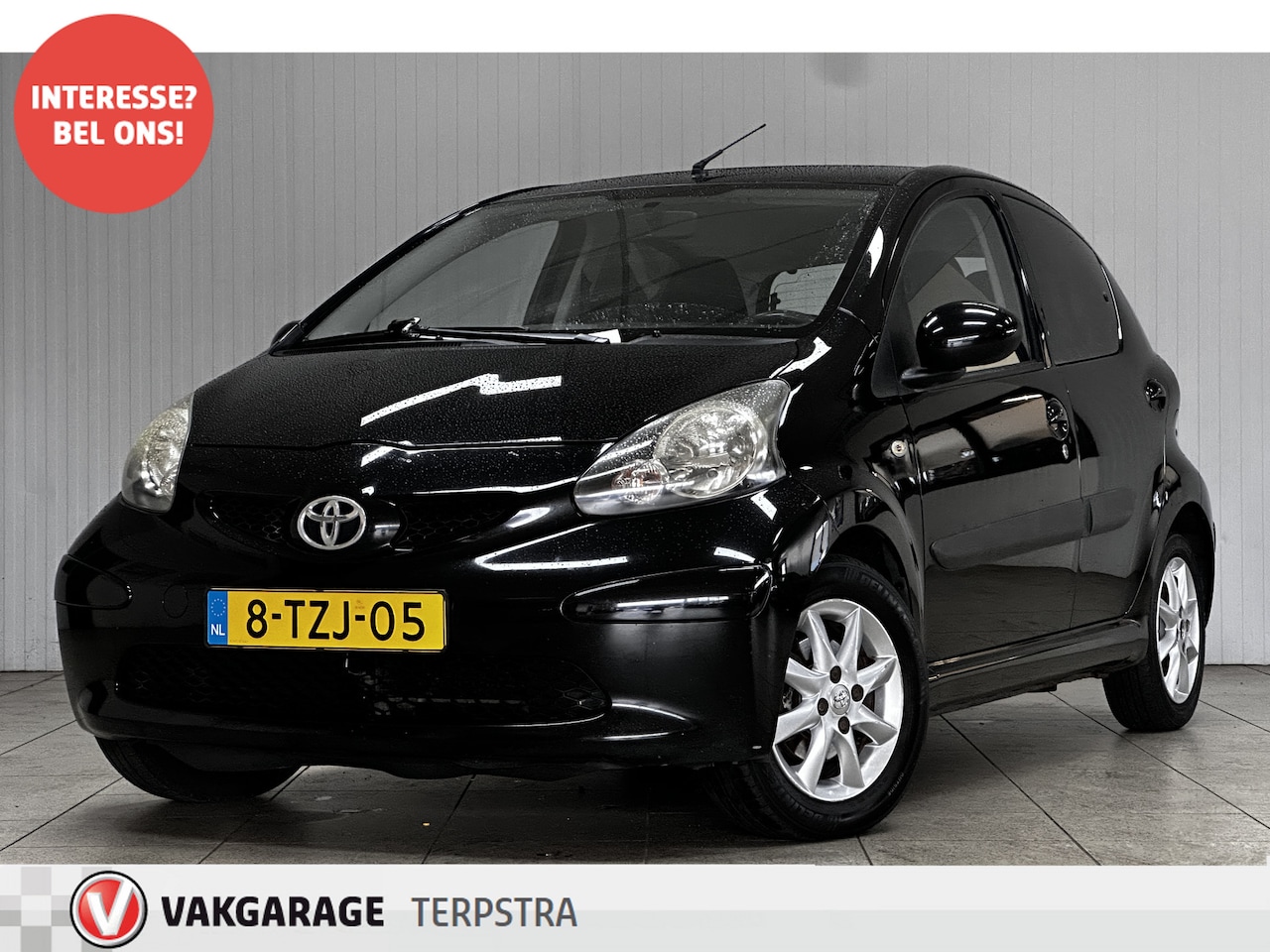 Toyota Aygo - 1.0-12V/ 14''LMV/ Airco!/ Radio-CD+AUX/ ELek.Pakket/ C.V.afstand/ Metallic Lak/ Deelbare A - AutoWereld.nl