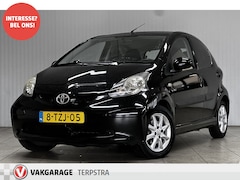 Toyota Aygo - 1.0-12V/ 14''LMV/ Airco/ Radio-CD+AUX/ ELek.Pakket/ C.V.afstand/ Metallic Lak/ Deelbare Ac