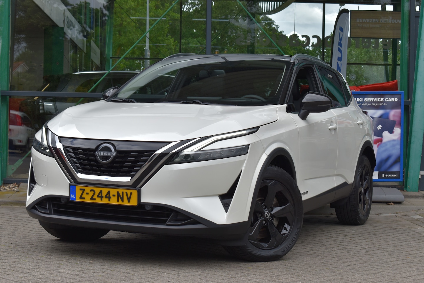 Nissan Qashqai - 1.5 e-Power Business Executive Automaat 158pk | Apple Carplay/Android Auto | Navigatie | C - AutoWereld.nl