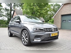 Volkswagen Tiguan - 1.4 TSI ACT Comfortline Business R 1e eign