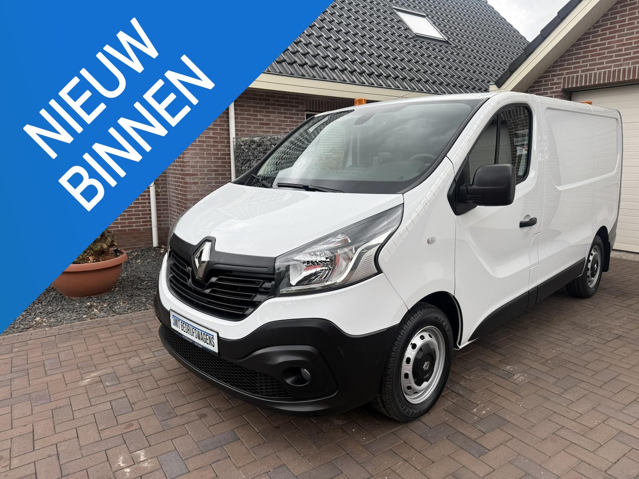 Renault Trafic - 1.6 dCi service bus Victron 3000W Bott inrichting - AutoWereld.nl