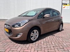Hyundai ix20 - 1.4i i-Catcher *panoramadak* leder* navi* camera* trekhaak* 2014
