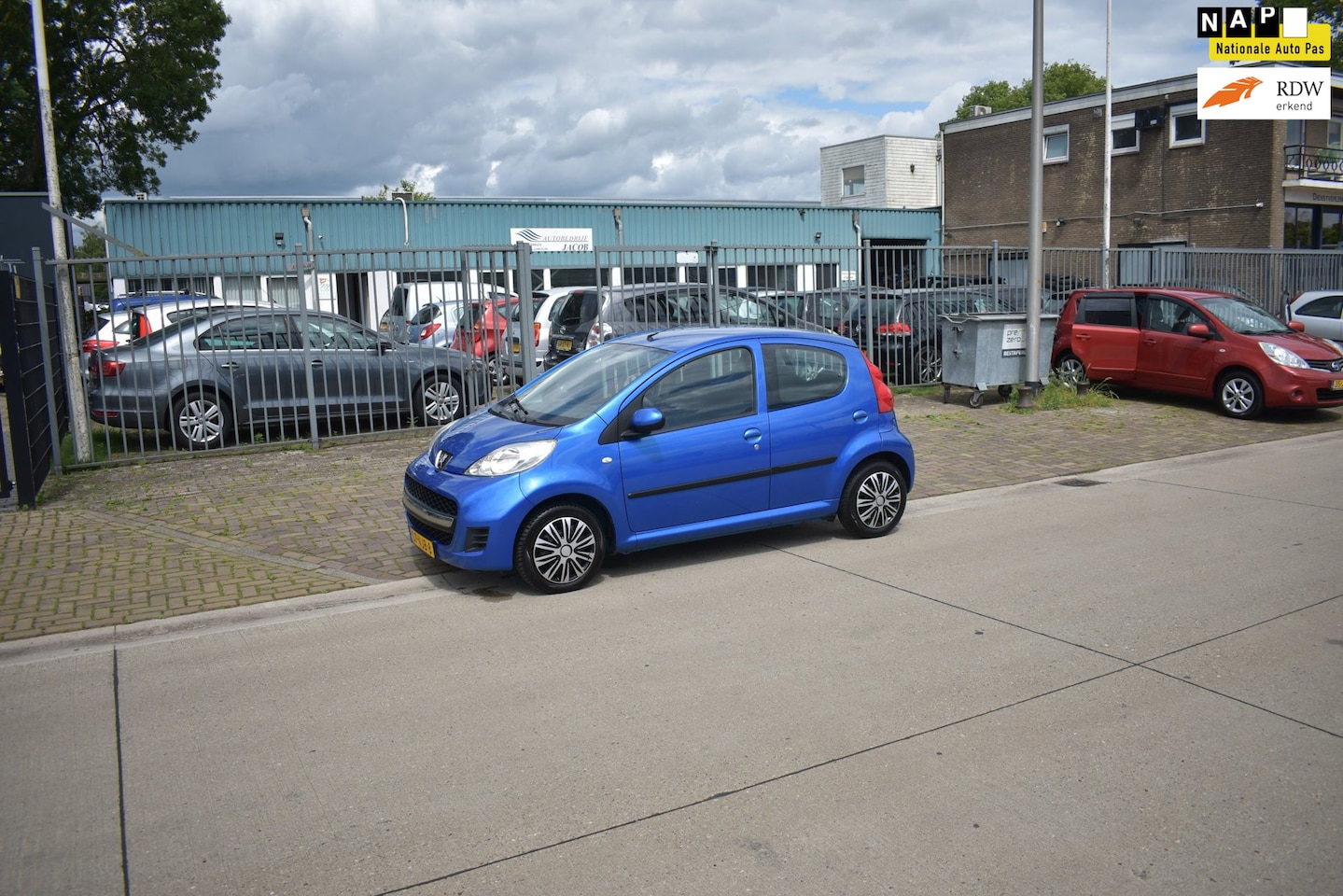 Peugeot 107 - 1.0-12V XS 1.0-12V XS - AutoWereld.nl