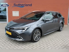 Toyota Corolla Touring Sports - 1.8 Hybrid First Edition | Trekhaak | Adaptieve Cruise Control | Stoelverwarming | 17 Inch